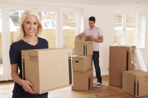 Moving truck service information for Crystal Palace home and business moves